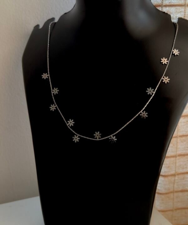 Petite Flora Necklace