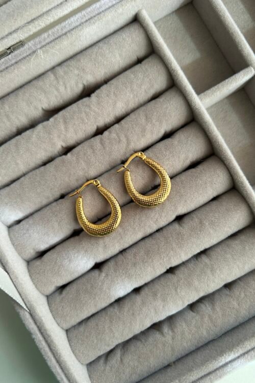 Eterna 18K Gold Hoops