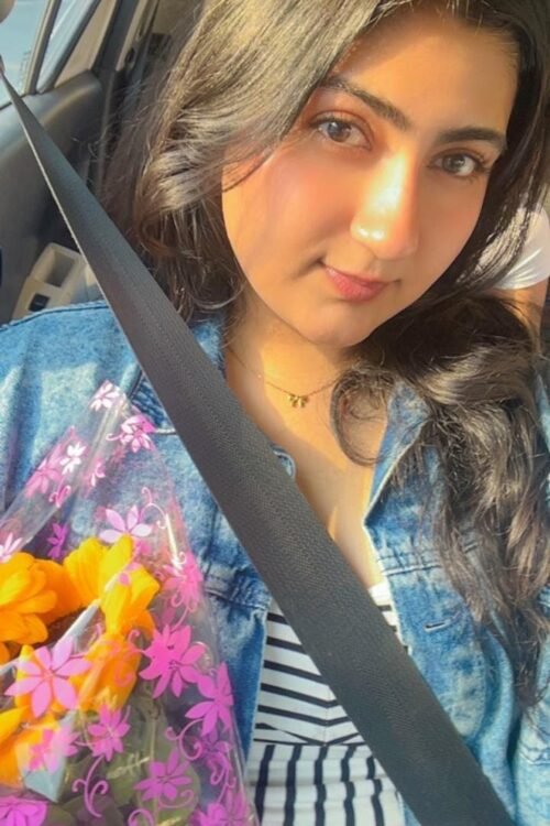 khushboo pic2
