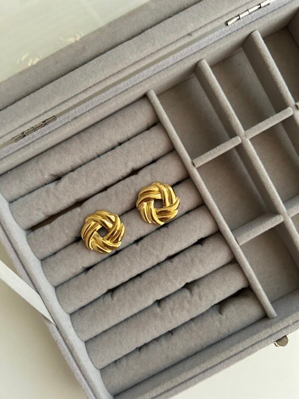 IMG_2294 Knot of Gold Earrings