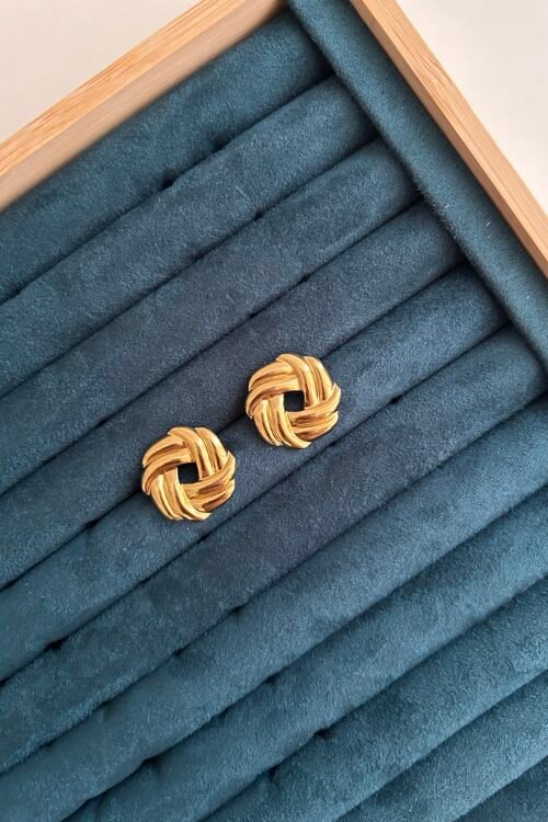 Knot of Gold Earrings