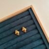 Shellline Studs