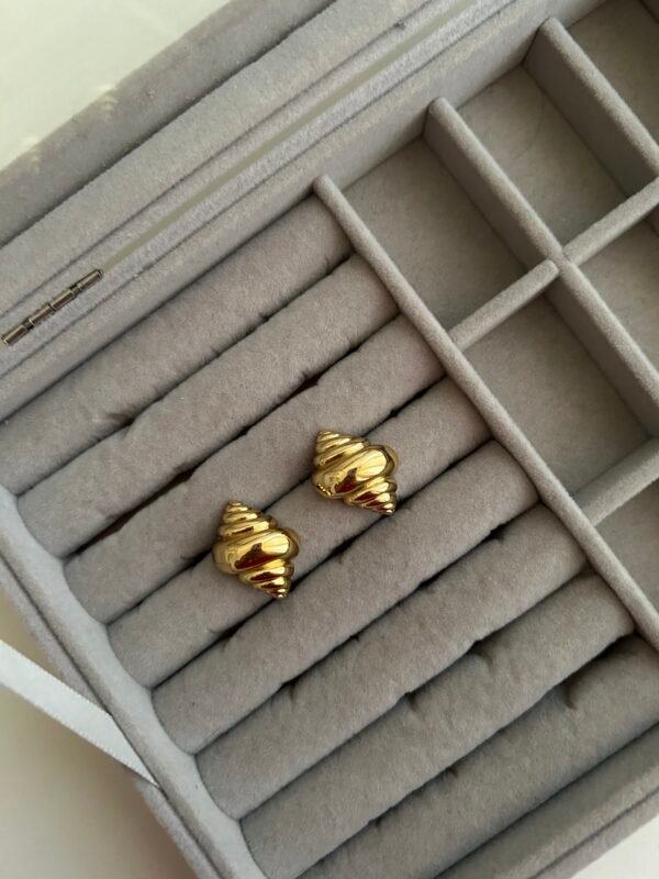 IMG_2377 Shellline Studs