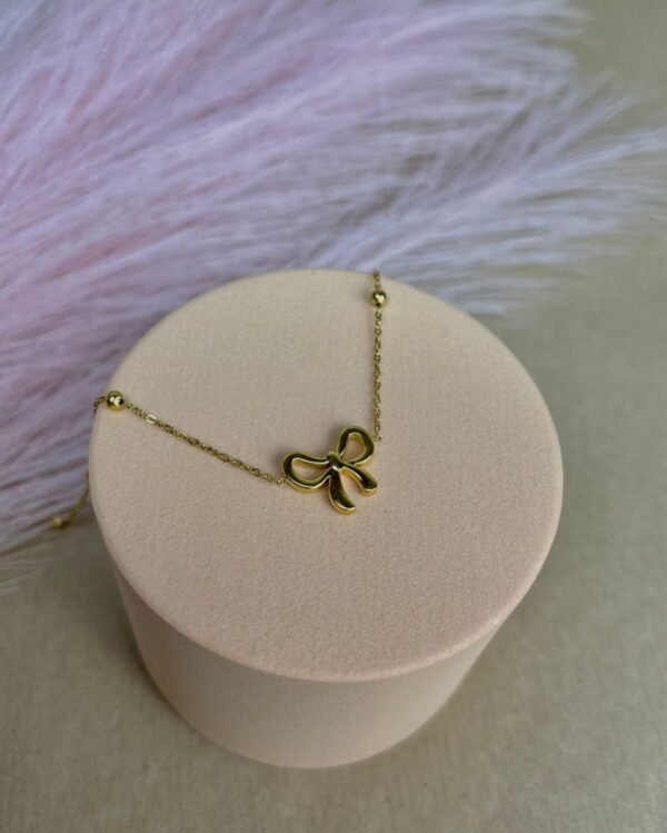 Chic Bow