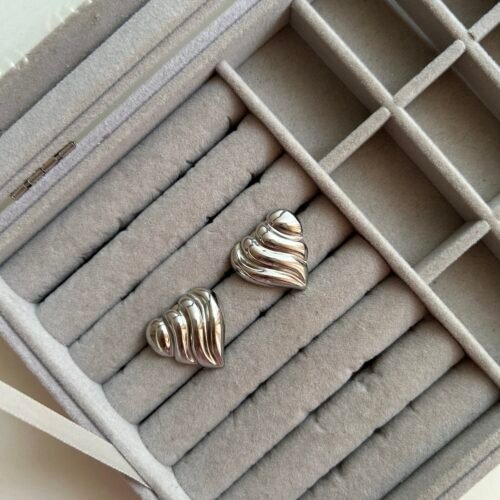 IMG_1396 Silver Tide Hearts